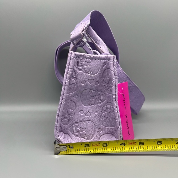 Betsey Johnson XORAINQ mini tote purse - Picture 5 of 11